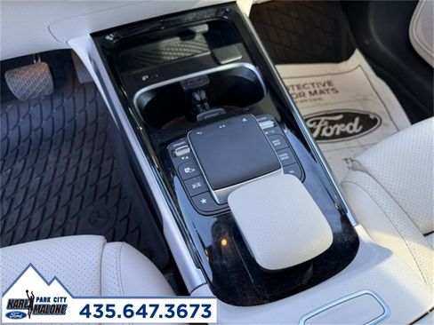 Used 2021 Mercedes-Benz GLB 250 4MATIC image 24