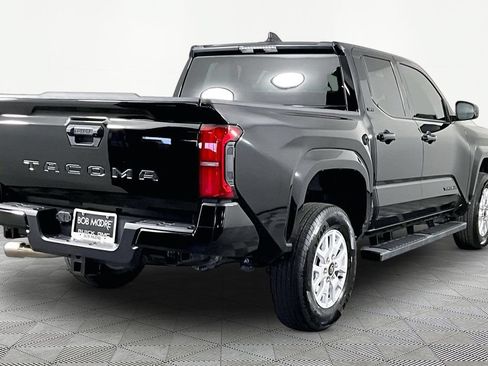 Used 2026 Toyota Tacoma SR5 RWD image 6
