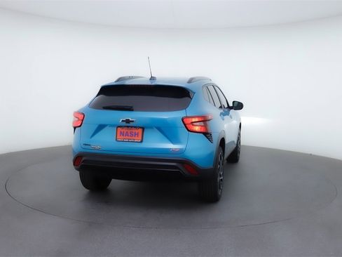 Used 2025 Chevrolet Trax RS w/ Driver Confidence Package image 6