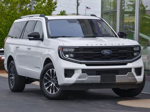 Used 2025 Ford Expedition Max Platinum AWD/4WD image 5