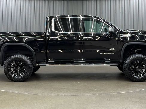 Used 2026 GMC Sierra 1500 SLT AWD/4WD image 6
