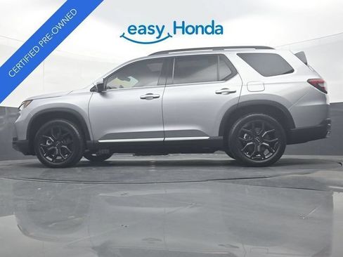 Used 2025 Honda Pilot Touring image 30