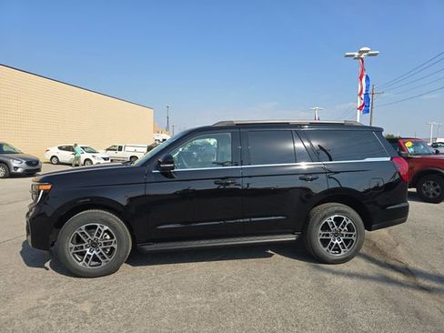 New 2026 Ford Expedition Active AWD/4WD image 8