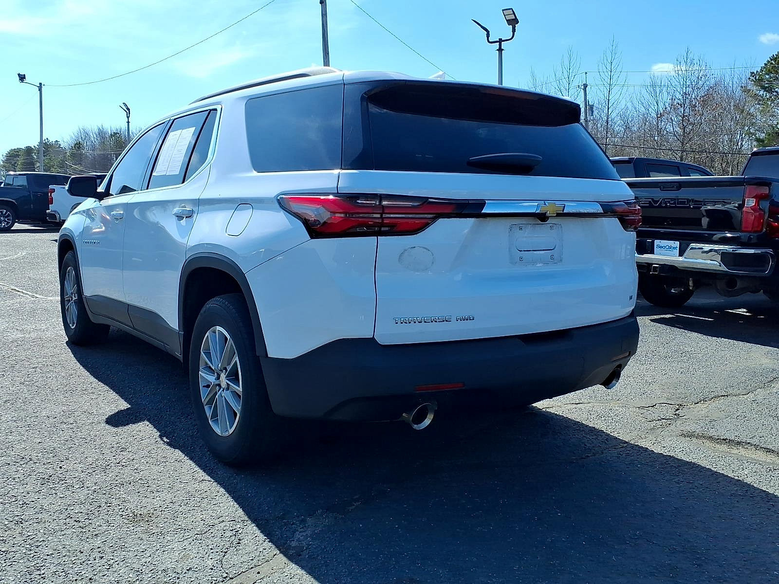 Certified 2023 Chevrolet Traverse LT w/ LPO, Floor Liner Package AWD/4WD image 4
