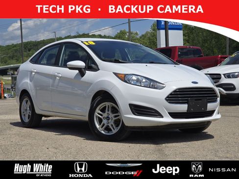 Used 2018 Ford Fiesta SE FWD image 1