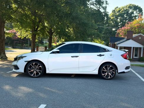 Used 2020 Honda Civic Sport image 3
