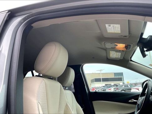 Used 2023 Buick Encore GX Preferred w/ Cold Weather Comfort Package FWD image 22