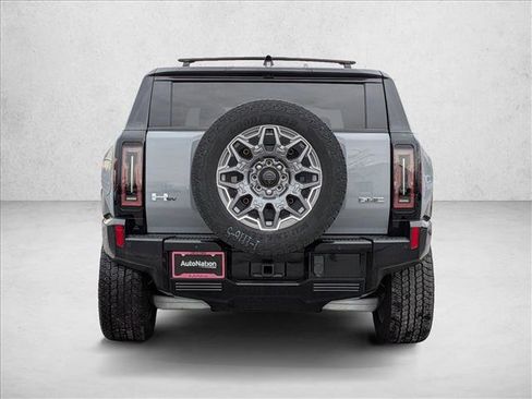 New 2025 GMC Hummer EV 3X w/ LPO, Roof Cross Rail Package AWD/4WD image 8
