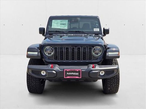 New 2025 Jeep Gladiator Rubicon w/ Convenience Group image 5
