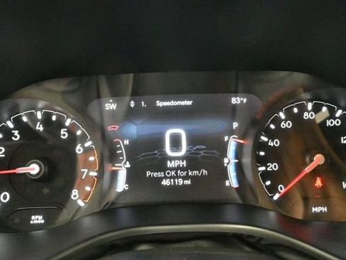 Used 2025 Jeep Compass Trailhawk AWD/4WD image 22
