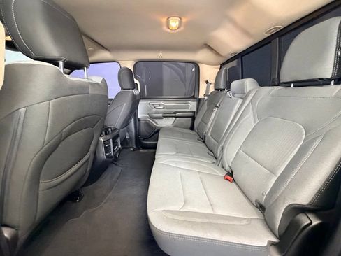 Used 2019 RAM 1500 Big Horn AWD/4WD image 5