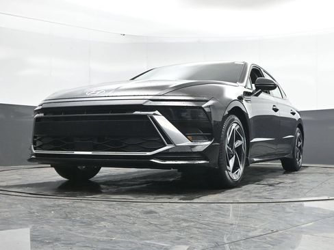New 2026 Hyundai Sonata SEL FWD image 25