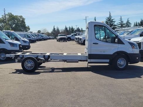 New 2025 Ford Transit 350 AWD image 4
