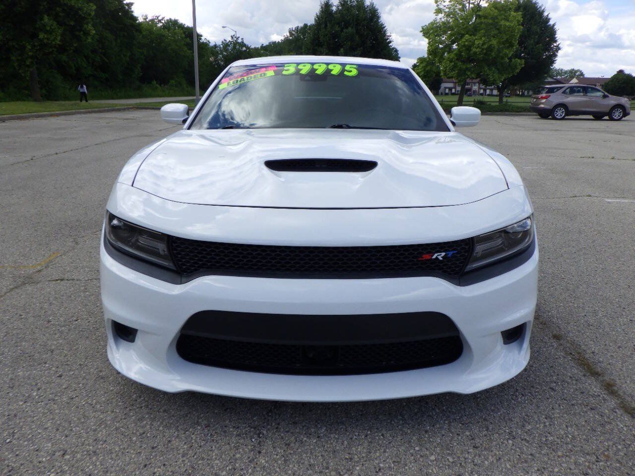 Used 2018 Dodge Charger SRT w/ Technology Group RWD image 4