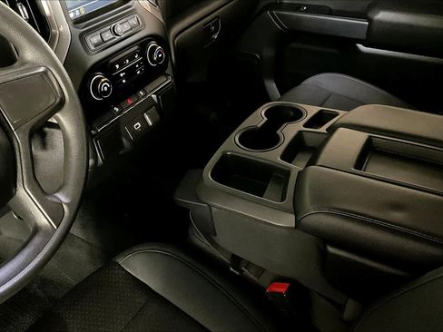 Used 2019 Chevrolet Silverado 1500 Custom Trail Boss image 16