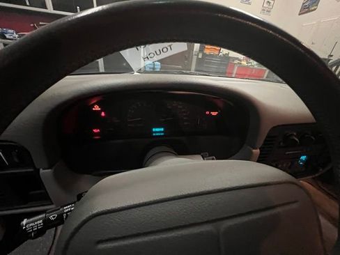 Used 1996 Chevrolet Impala SS image 8