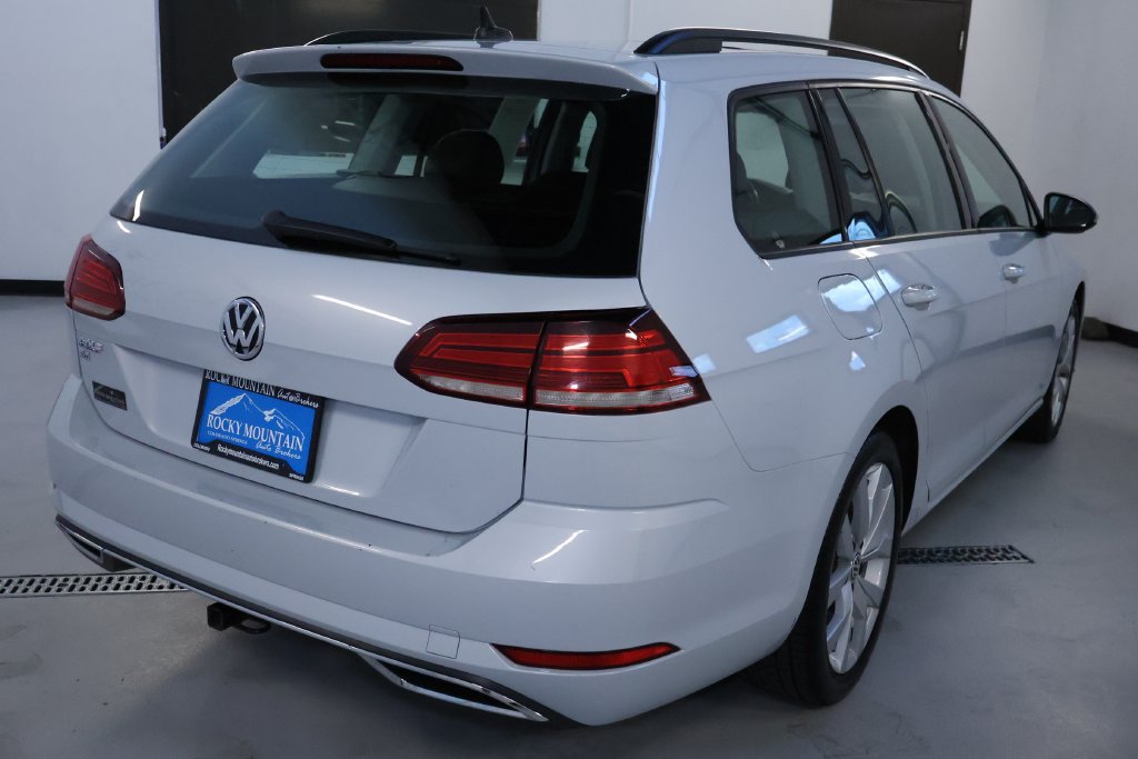 Used 2019 Volkswagen Golf SE FWD image 8