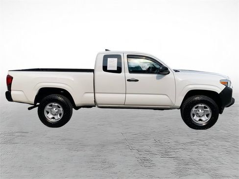 Used 2021 Toyota Tacoma SR RWD image 2