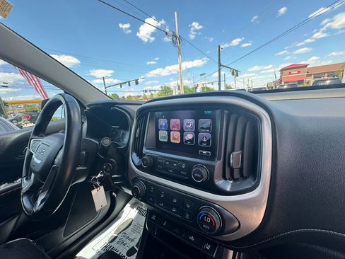 Used 2017 GMC Canyon SLE w/ SLE Convenience Package AWD/4WD image 31