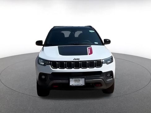 Used 2025 Jeep Compass Trailhawk w/ Trailer Tow Group image 4