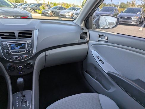 Used 2017 Hyundai Accent SE image 16