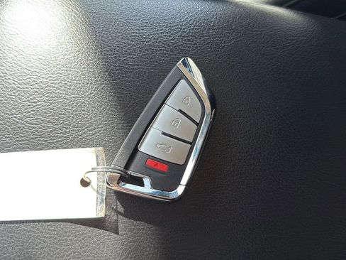 Used 2023 Jeep Wrangler Willys image 27