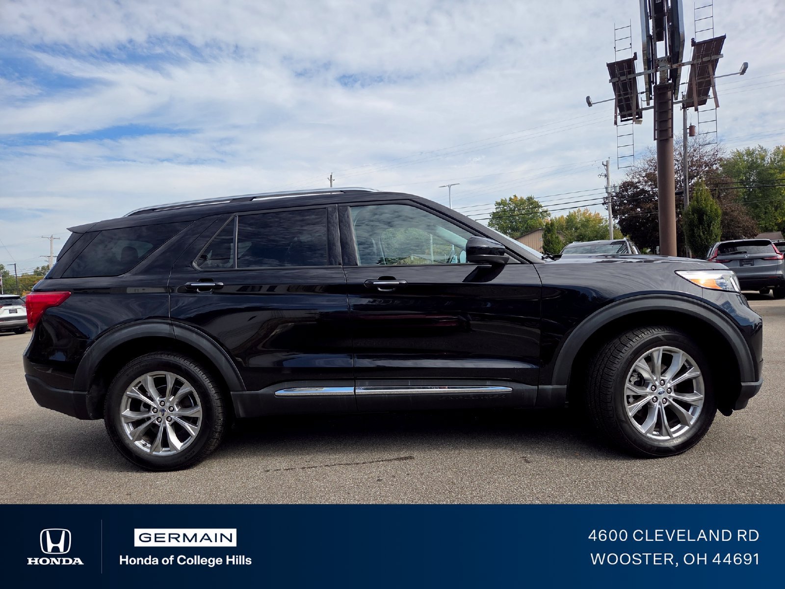 Used 2024 Ford Explorer Limited AWD/4WD image 20