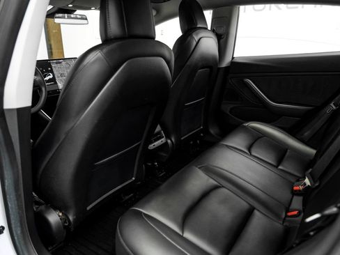 Used 2019 Tesla Model 3 Long Range RWD image 32