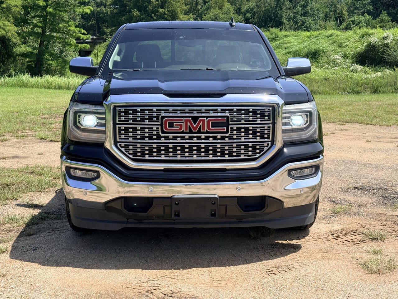 Used 2018 GMC Sierra 1500 SLT w/ Enhanced Driver Alert Package RWD image 8