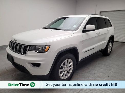Used 2021 Jeep Grand Cherokee Laredo AWD/4WD image 1