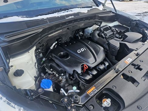 Used 2013 Hyundai Santa Fe Sport image 17