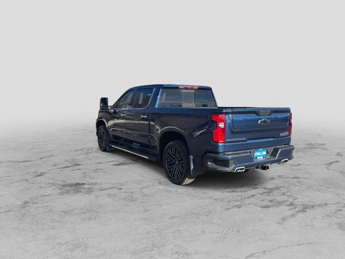 Used 2021 Chevrolet Silverado 1500 High Country w/ Technology Package image 6