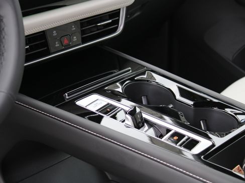 New 2025 Volkswagen Atlas Cross Sport SEL Premium R-Line image 15