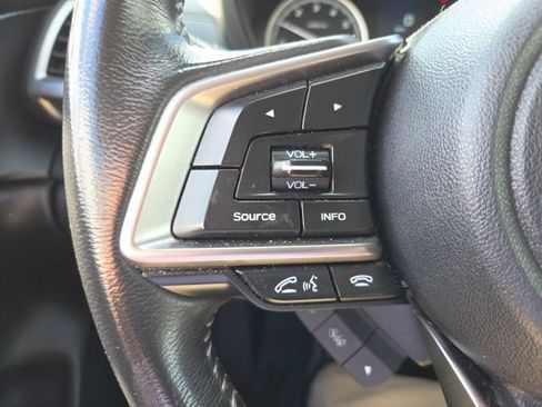 Used 2022 Subaru Forester Premium AWD/4WD image 3