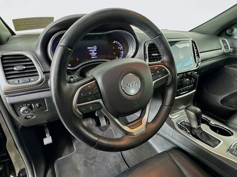 Used 2019 Jeep Grand Cherokee Limited AWD/4WD image 11