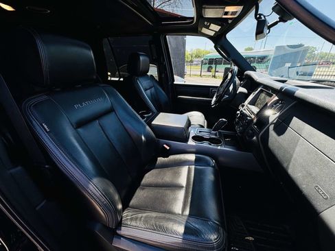 Used 2017 Ford Expedition EL Platinum AWD/4WD image 18