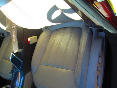 Used 2016 Buick Regal AWD image 8