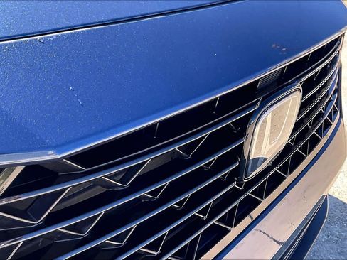 Used 2025 Honda Accord SE image 31