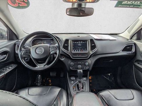 Used 2020 Jeep Cherokee Trailhawk w/ Cold Weather Group image 14