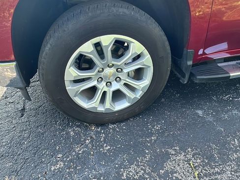 Used 2023 Chevrolet Silverado 1500 LTZ image 2