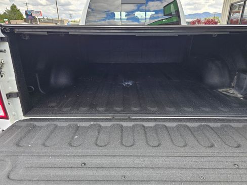 Used 2015 RAM 1500 Outdoorsman image 7