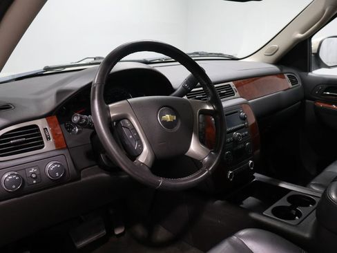 Used 2013 Chevrolet Tahoe LT w/ Luxury Package image 16