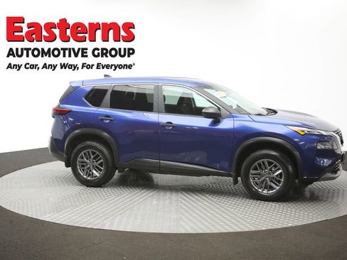 Used 2023 Nissan Rogue S AWD/4WD image 49