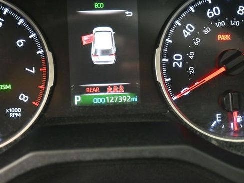 Used 2019 Toyota RAV4 XLE Premium w/ Cold Weather Package image 20