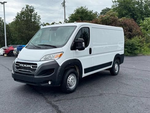 Used 2025 RAM ProMaster 2500 w/ U-Haul Equipment Group FWD image 7