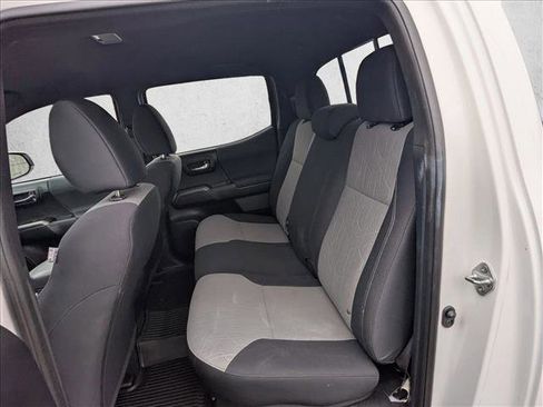 Used 2021 Toyota Tacoma TRD Off-Road w/ Technology Package image 17