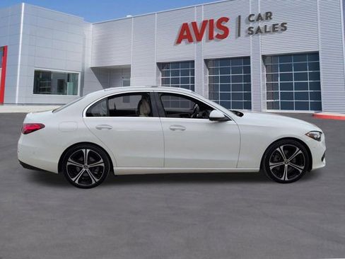 Used 2025 Mercedes-Benz C 300 Sedan image 5