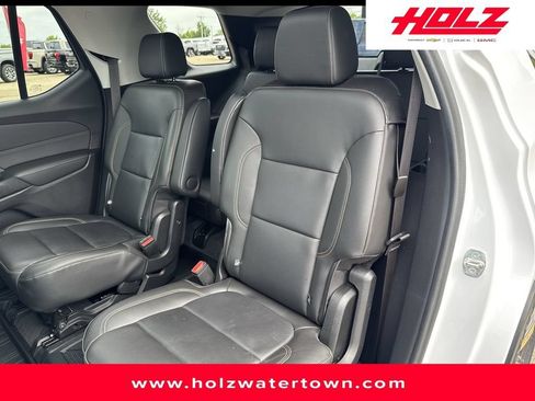 Certified 2021 Chevrolet Traverse LT w/ LT Premium Package AWD/4WD image 22