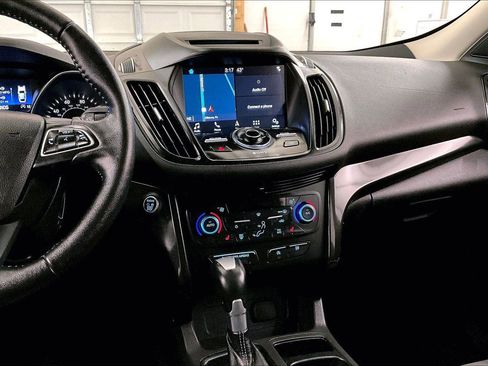 Used 2017 Ford Escape Titanium image 6