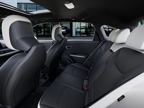 New 2026 Kia K4 GT-Line Turbo image 18